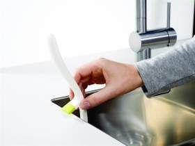 Моющая Щетка Joseph Joseph Edge Dish Brush Зеленая 85025 фото