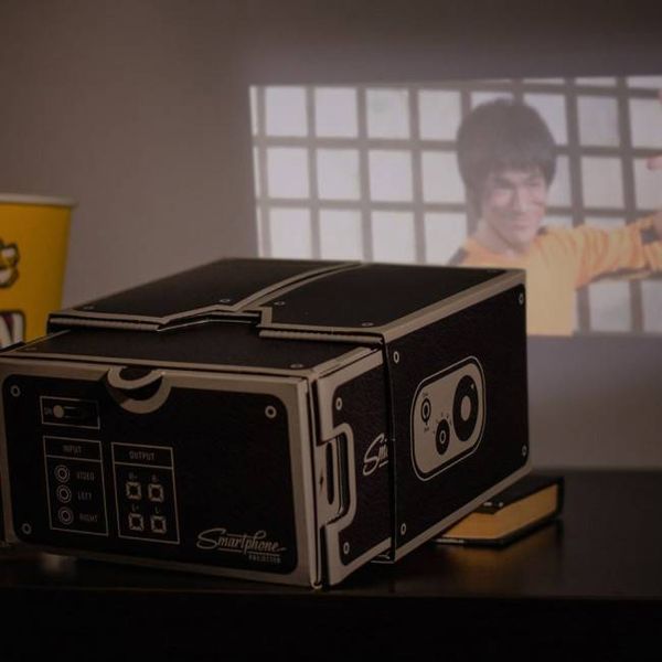 Проектор для смартфона Luckies Smartphone Projector LUKPRO фото