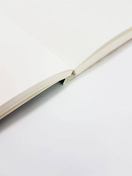 Скетчбук Hiver Books Leaf А5 (144 стр) 464-930 фото