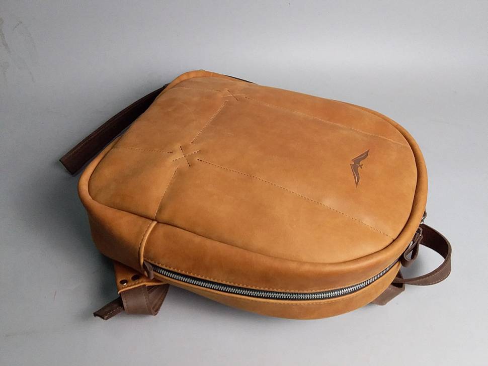 Кожаный рюкзак AV2 Горчичный (P535)