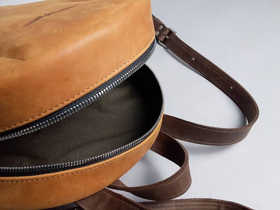 Кожаный рюкзак AV2 Горчичный (P535)