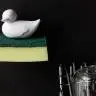 Тримач для губки Qualy Duck Sponge White