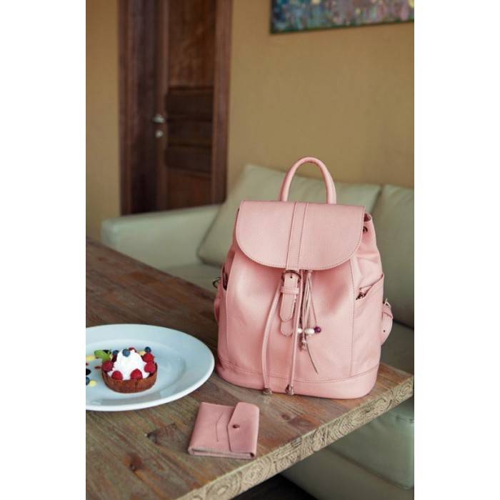 Рюкзак зі шкіри BlankNote Олсен Барбі