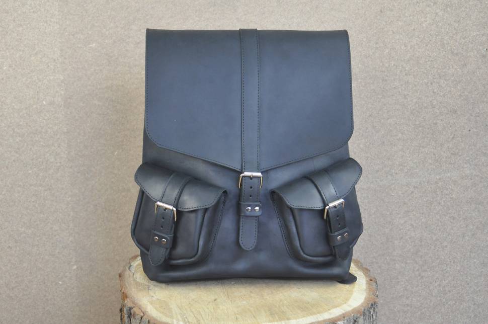 Шкіряний жіночий рюкзак AV2 Чорний (P506)