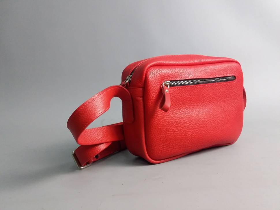 Шкіряна жіноча сумка AV2 Червона (B337)