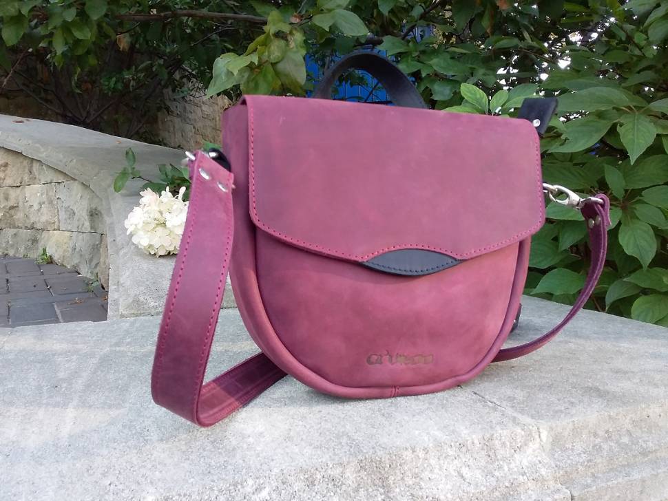 Шкіряна жіноча сумка AV2 Бордо (B335)