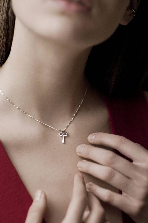Ожерелье из серебра Côte & Jeunot Ключик к твоему сердцу