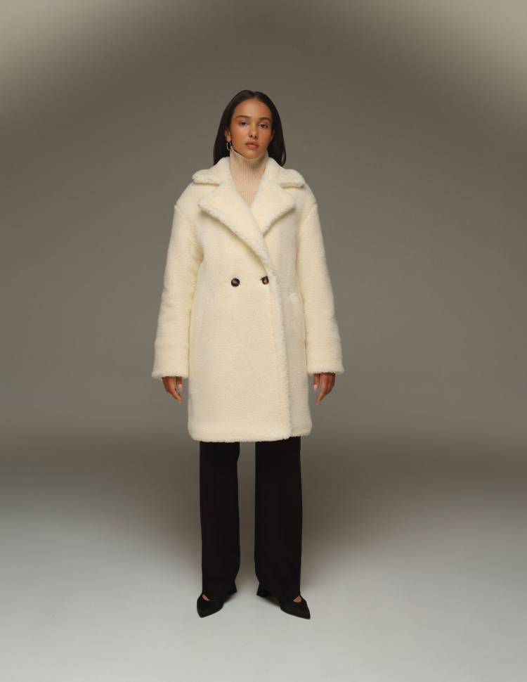 Шуба из эко-меха Vira Молочная