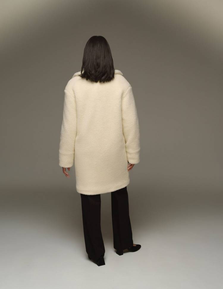 Шуба из эко-меха Vira Молочная