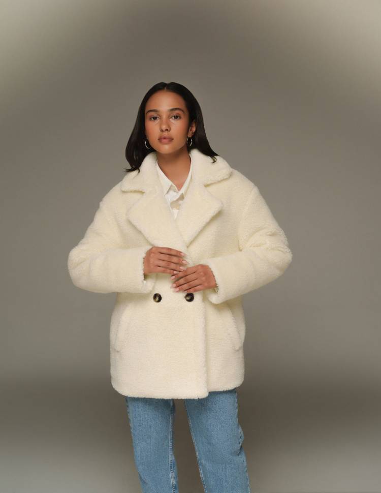 Шуба з еко-хутра Mia Молочна