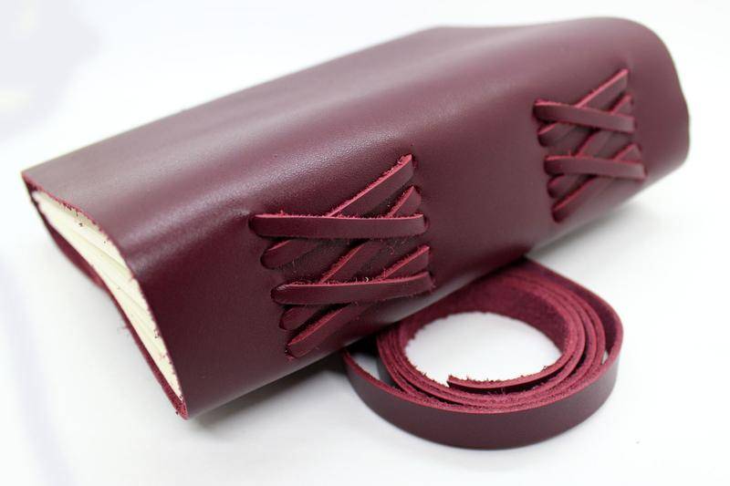 Шкіряний блокнот Comfy Strap A6 Бордо в лінію