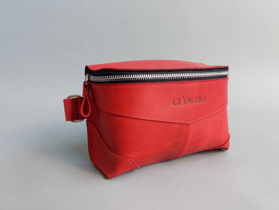 Шкіряна сумка на пояс AV2 Червона (D103)
