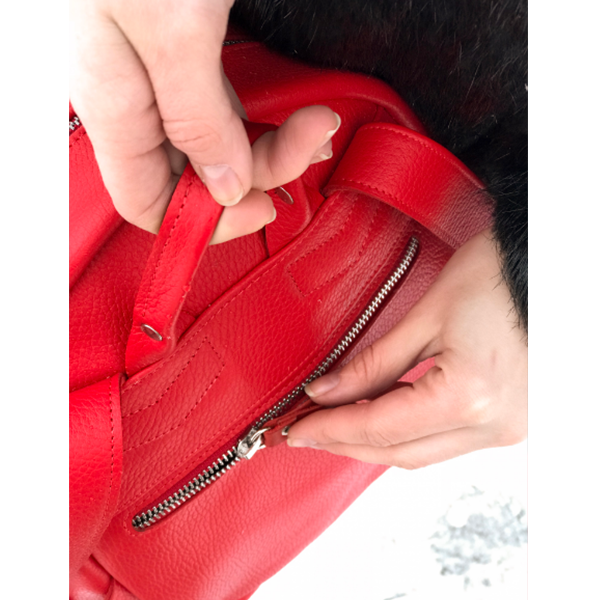 Кожаный женский рюкзак AV2 Красный (P530)