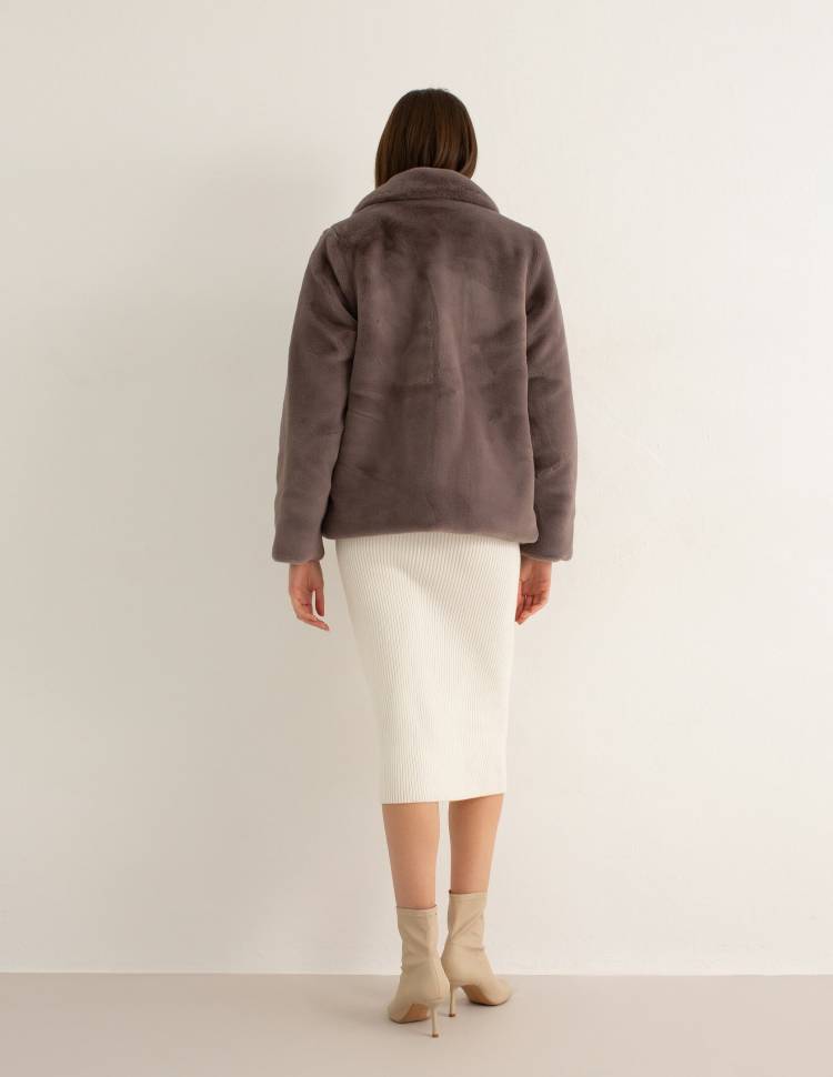 Коротка шуба з еко-хутра Maya Какао