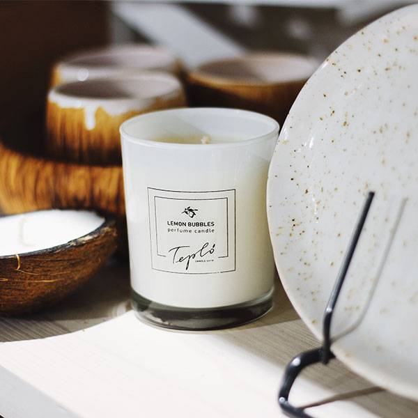 Подарочная Аромасвеча White Bloom White Flowers