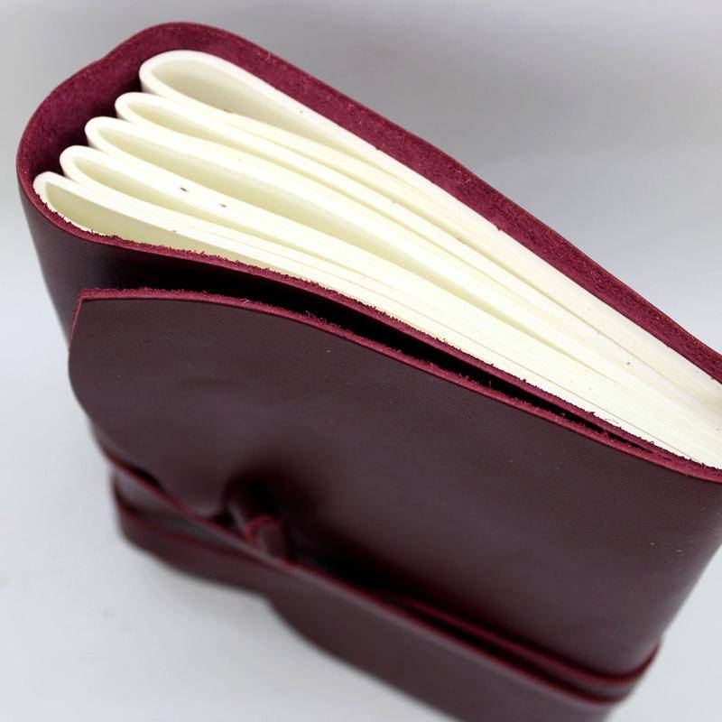 Кожаный блокнот Comfy Strap A5 Бордо в линию