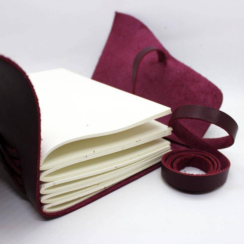 Кожаный блокнот Comfy Strap A5 Бордо в линию