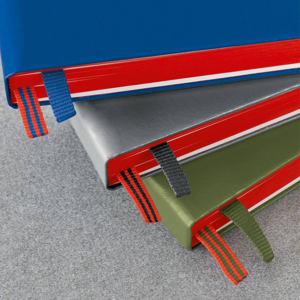 Блокнот Leuchtturm1917 Red Dots Средний Королевский синий (357698)