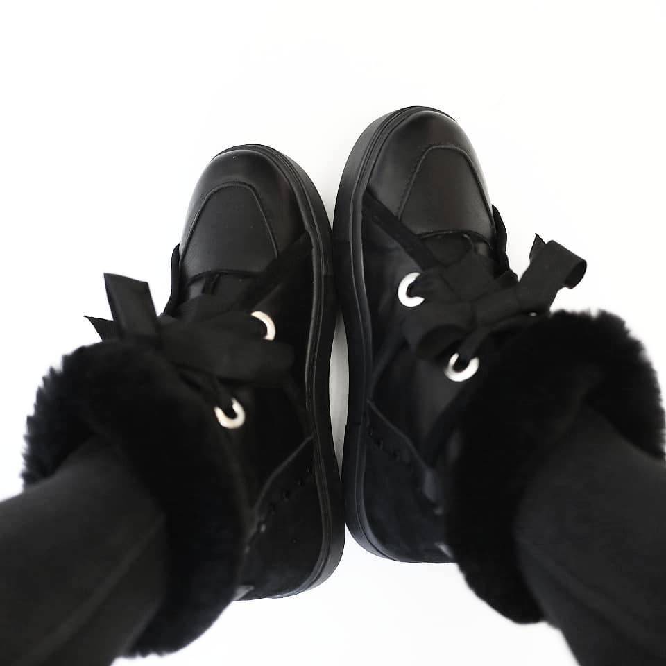 Луноходы на овчине из кожи Jizuz Ugly Boots