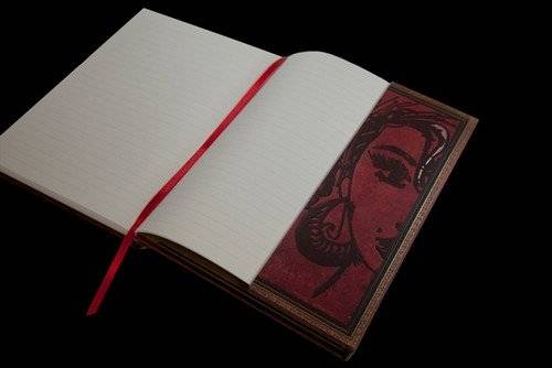 Большой блокнот Paperblanks Манускрипты Эми Уайнхаус