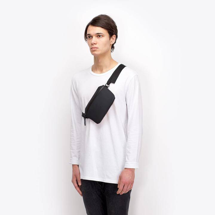 Сумка через плечо Ucon Acrobatics Jona Lotus Черная