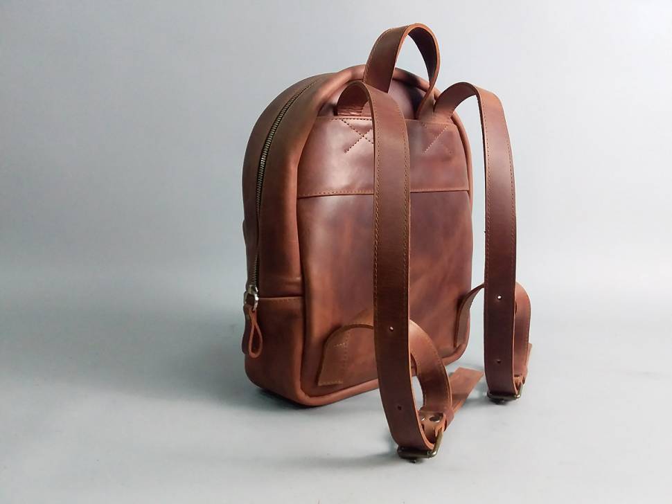 Женский кожаный рюкзак AV2 Черный (P516)