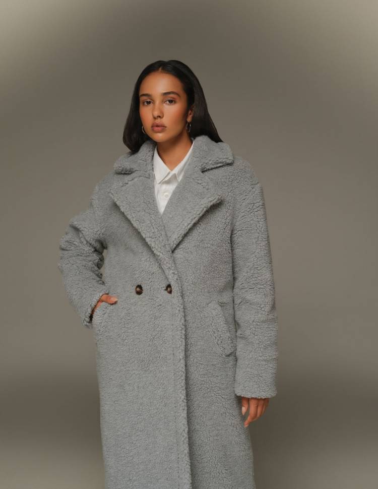 Длинная шуба из эко-меха Серая