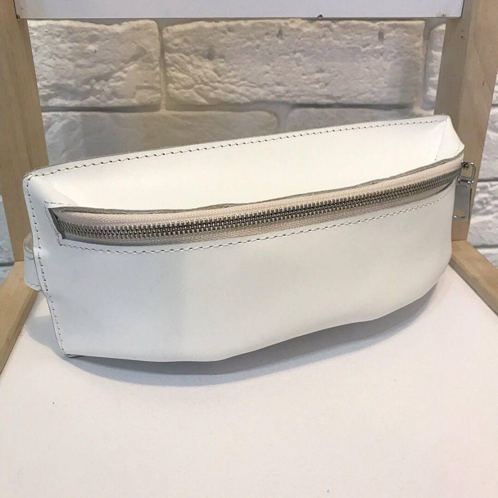 Кожаная женская сумка на пояс Dekey Белая