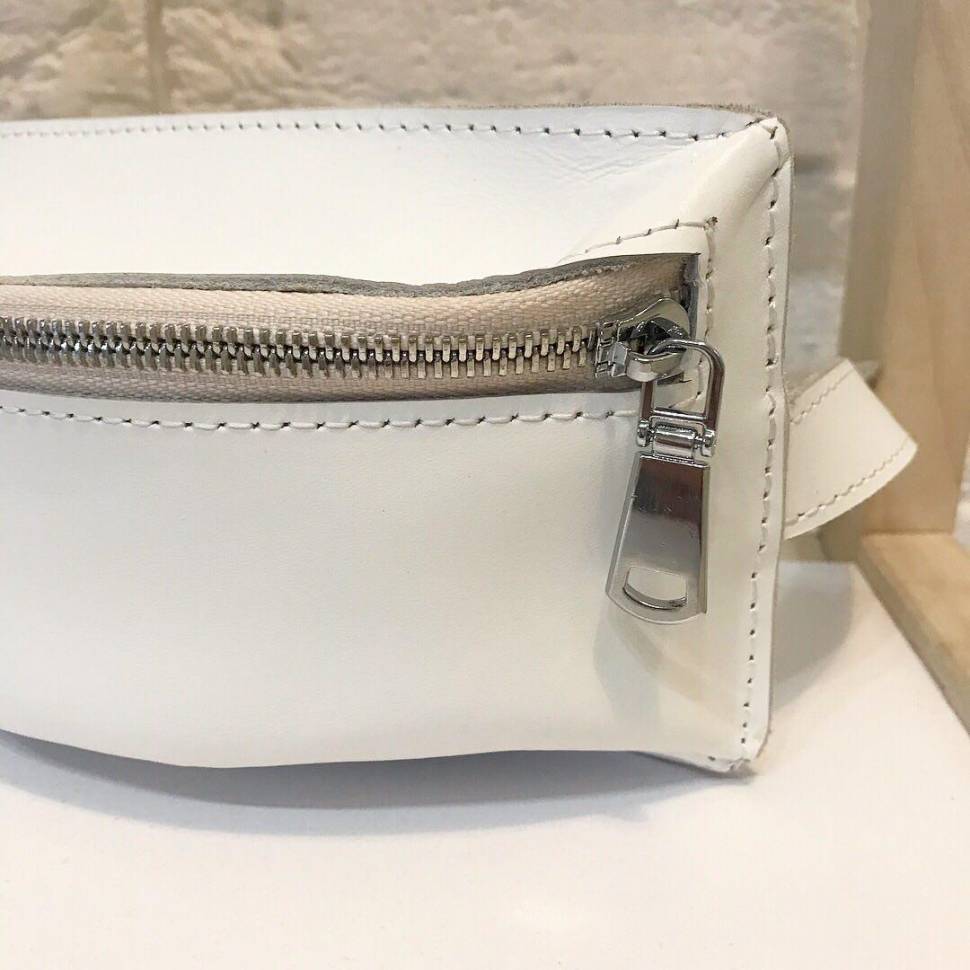 Кожаная женская сумка на пояс Dekey Белая