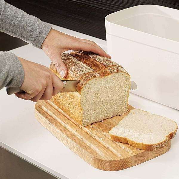 Стальная Хлебница Joseph Joseph Bread Bin с бамбуковой крышкой