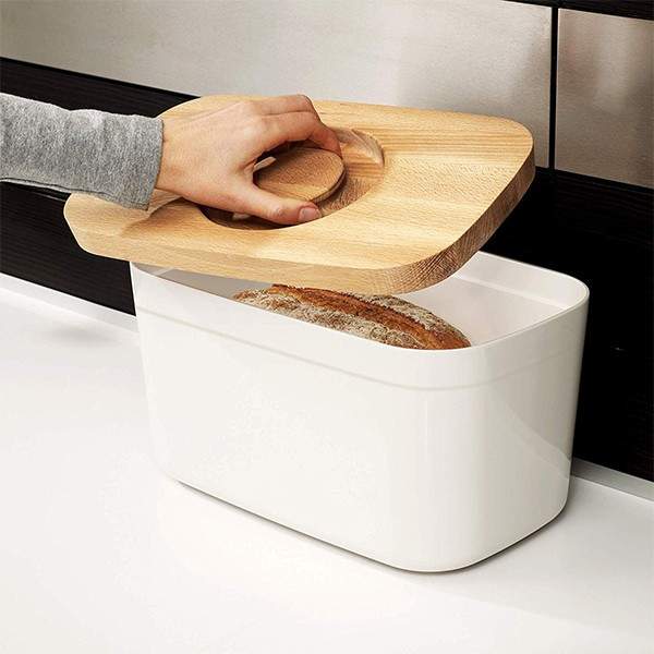 Стальная Хлебница Joseph Joseph Bread Bin с бамбуковой крышкой