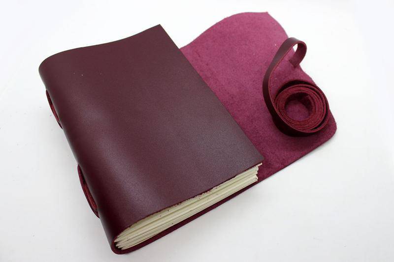 Шкіряний блокнот Comfy Strap A6 Бордо чисті сторінки