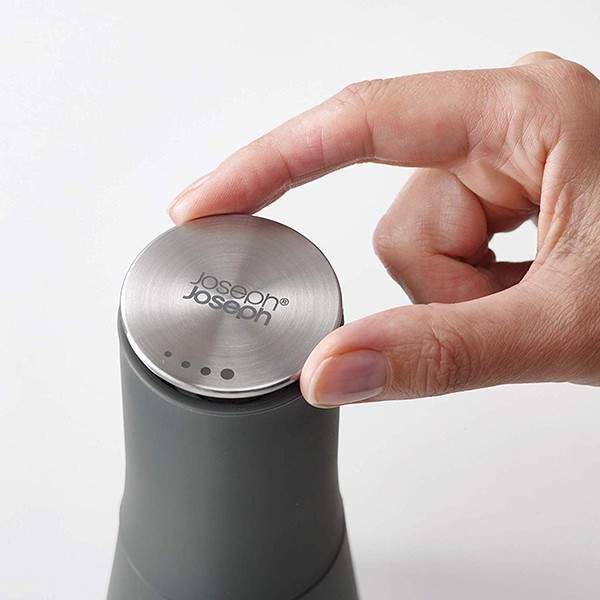 Набор Шейкеров для соли и перца Joseph Joseph Milltop Серые