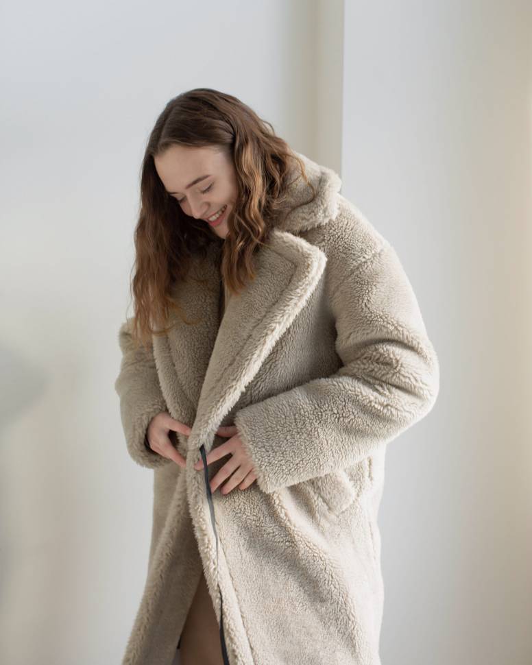 Шуба з еко-хутра Oversize Світло Сіра