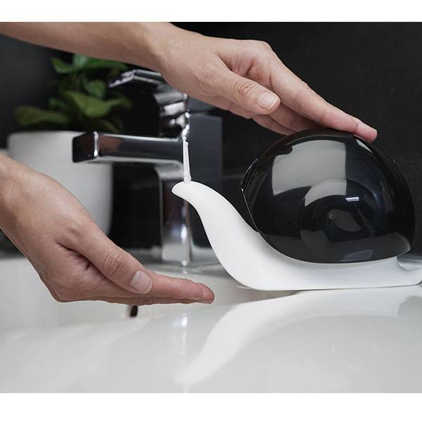 Диспенсер для жидкого мыла Escar Qualy Черный