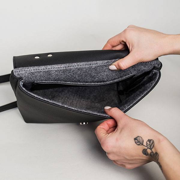 Сумка через плечо из экокожи Ornament Черная