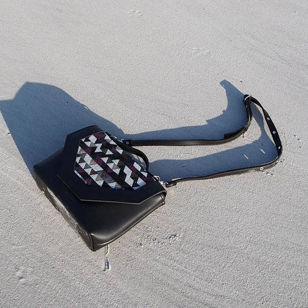 Сумка через плечо из экокожи Ornament Черная