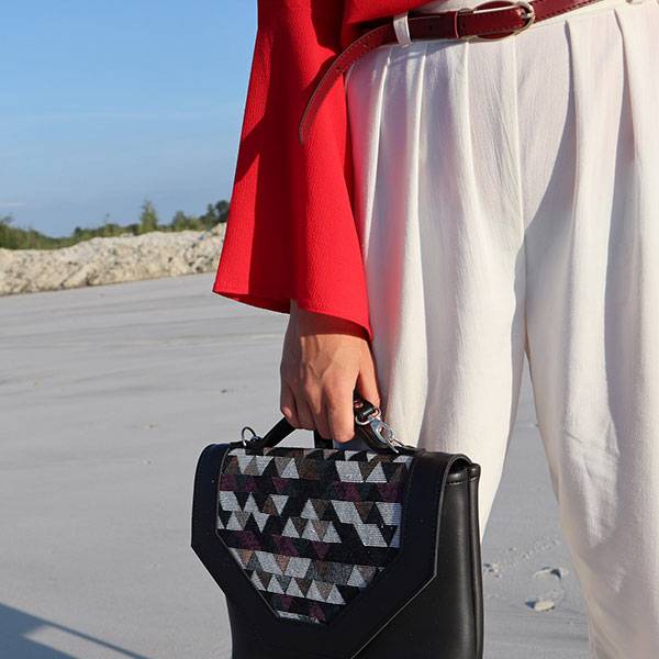 Сумка через плечо из экокожи Ornament Черная