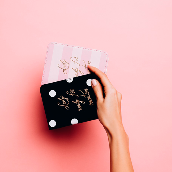 Обложка для паспорта Chiori Vacation Black