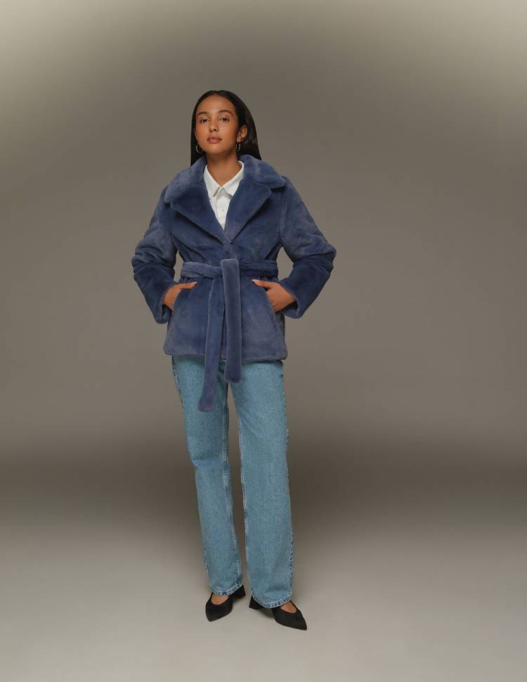 Короткая шуба из эко-меха Maya Сине-голубая