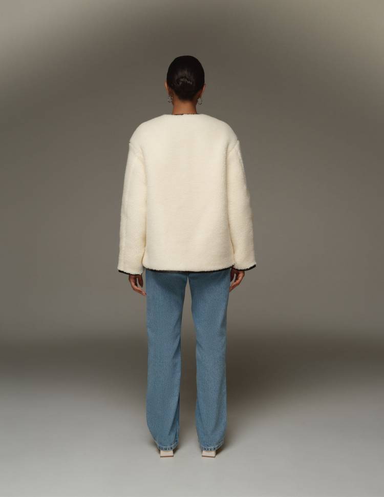 Жакет з еко-хутра Молочний