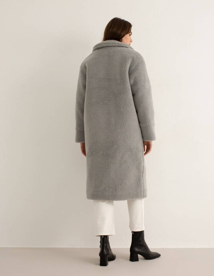 Шуба из эко-меха Oversize Серая