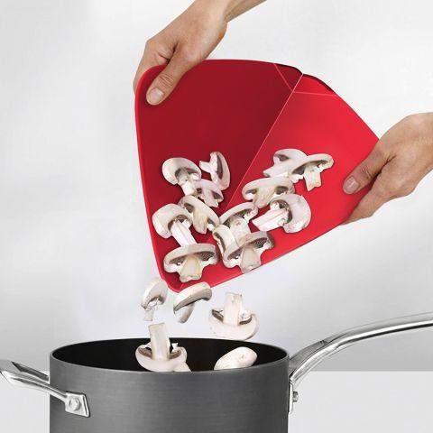 Разделочная Доска Joseph Joseph Chop2Pot Plus Large Красная Складная