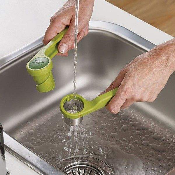 Чесночница Спіральна Joseph Joseph Helix Зелена