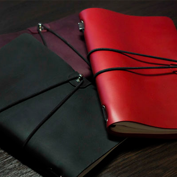 Смартбук LM из кожи красный + блок Смартбук LM из кожи красный + блок