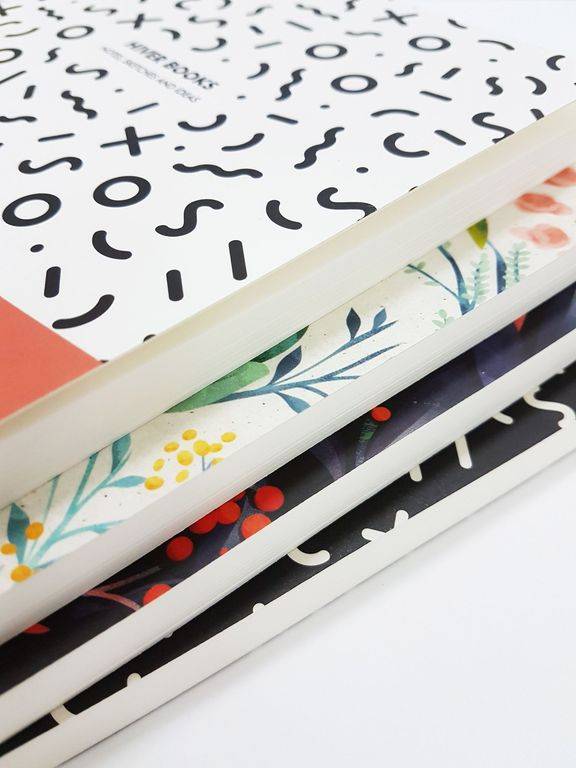 Скетчбук Hiver Books Loyal Friend A5 (144 стр) Скетчбук Hiver Books Loyal Friend A5 (144 стр)