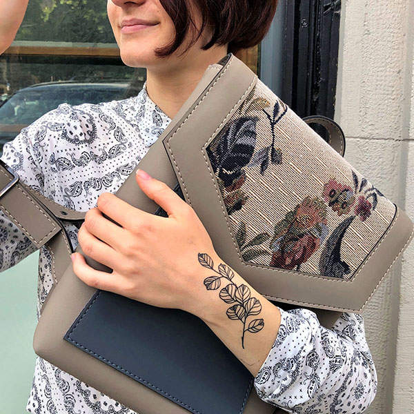 Рюкзак из экокожи Ornament Беж - графит Розы S