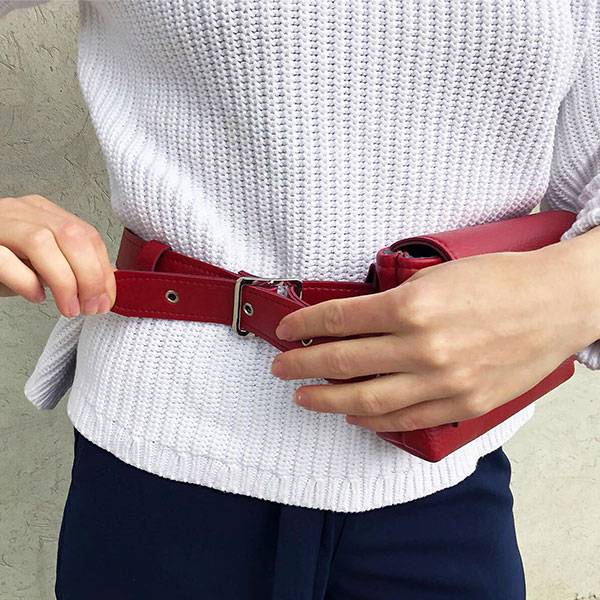 Поясная сумка из экокожи Ornament Красная