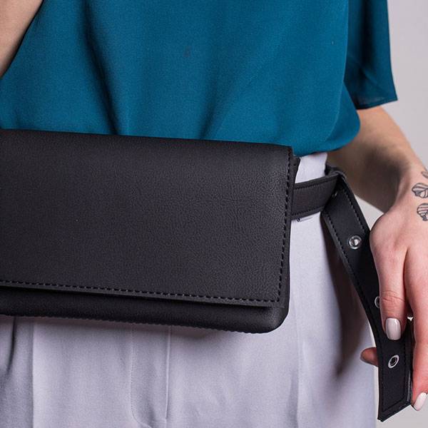 Поясная сумка из экокожи Ornament Черная