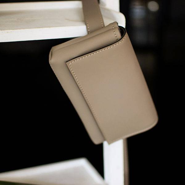 Поясная сумка из экокожи Ornament Пудровая